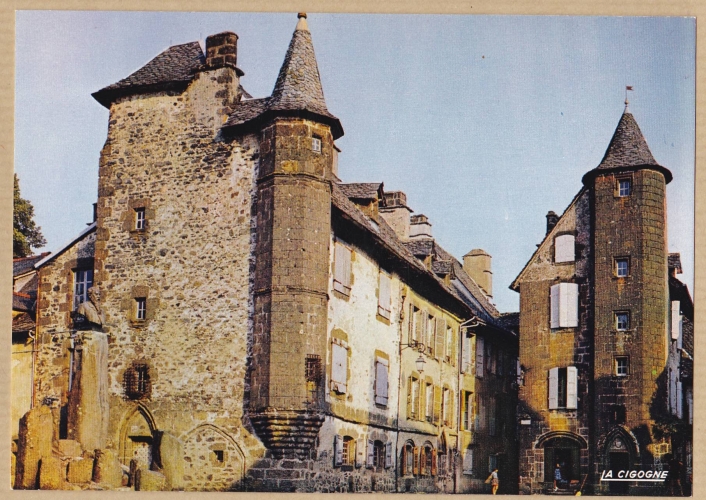 CANTAL - SALERS - Maison de Flogeac - Maison de la Ronade