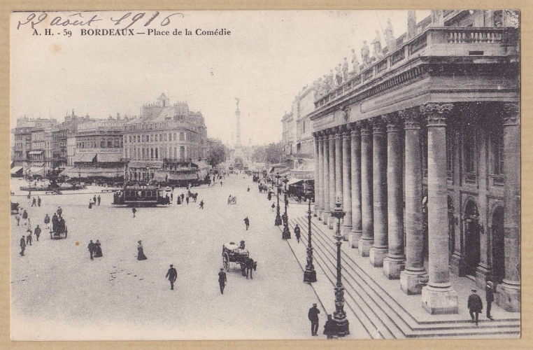  BORDEAUX - Place de la Comédie