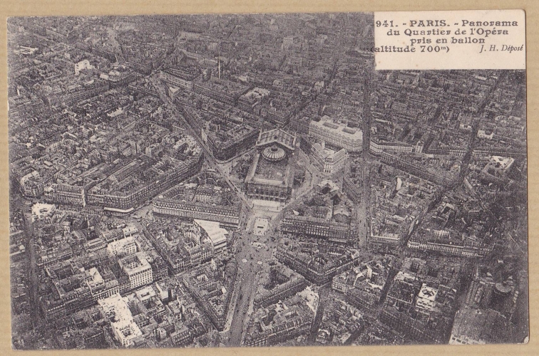 PARIS - Panorama du quartier de l´Opéra pris en ballon