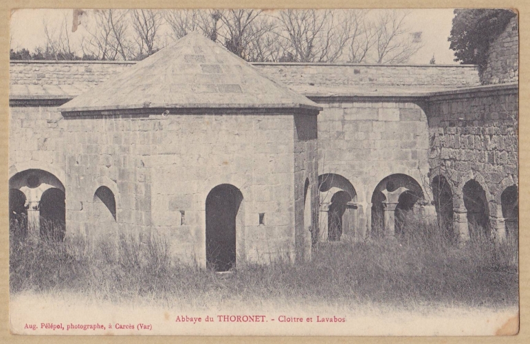 ABBAYE DU THORONET - Cloître et lavabos