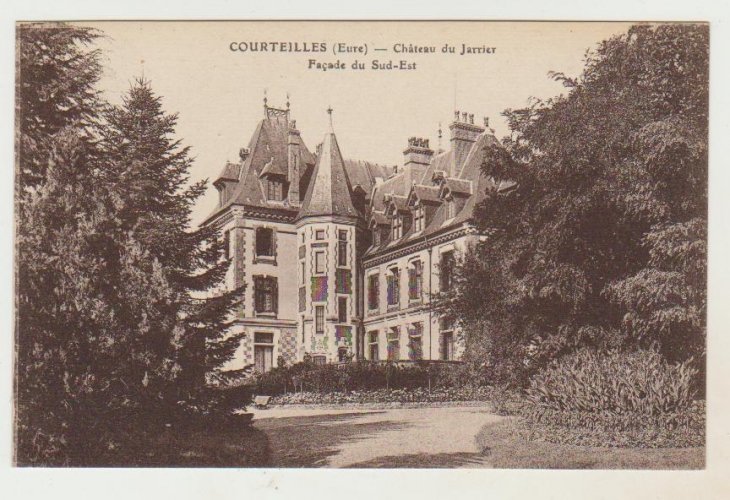 cpa 27 - Courteilles  Château  du Jarrier  Façade du Sud-Est