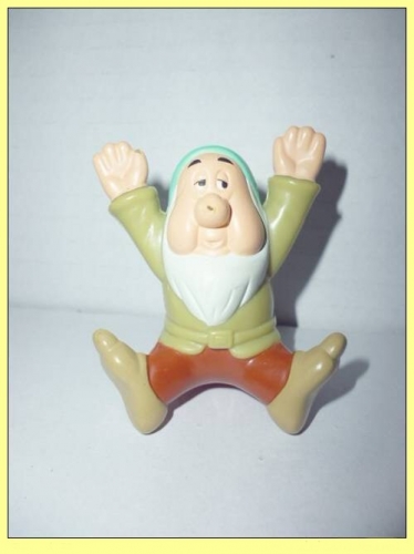 Figurine Nain dormeur / Mc Donalds DISNEY / 2001