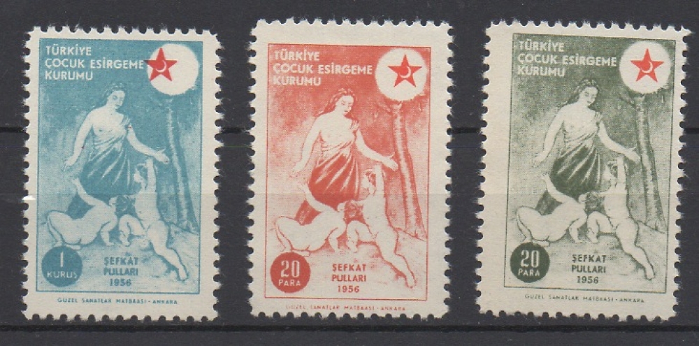 TURQUIE - PROTECTION DE L'ENFANCE : 3 TIMBRES