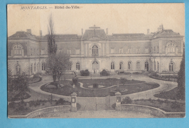 (45)-MONTARGIS- Hotel de ville--circulee en 1904 -edit:cliché mallet