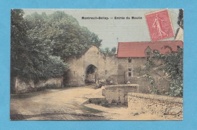 (49) -MONTREUIL-BELAY- entree du moulin -circulee -