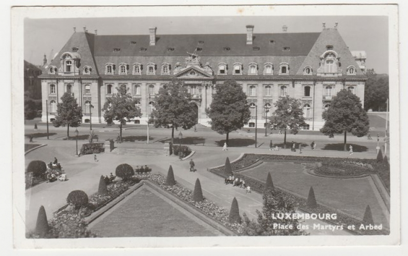 cpsm  Luxembourg - Ville  Place des Martyrs et Arbed