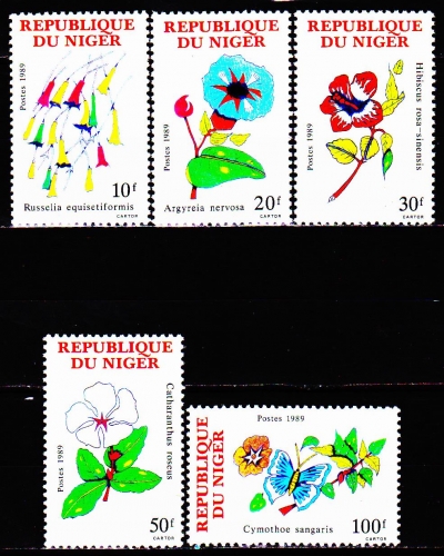 Niger 780 / 84 Plantes à fleurs et papillons