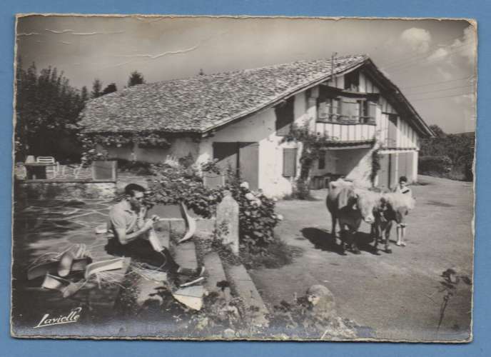 CPSM ARTISAN BASQUE FABRIQUANT CHISTERAS non écrite 