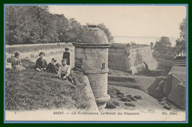 CPA BREST FORTIFICATIONS POINTE BLAGUEURS non écrite TTB