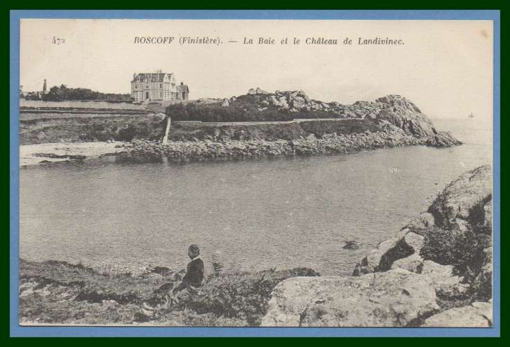 CPA ROSCOFF BAIE ET CHATEAU DE LANDIVINEC non  écrite TTB