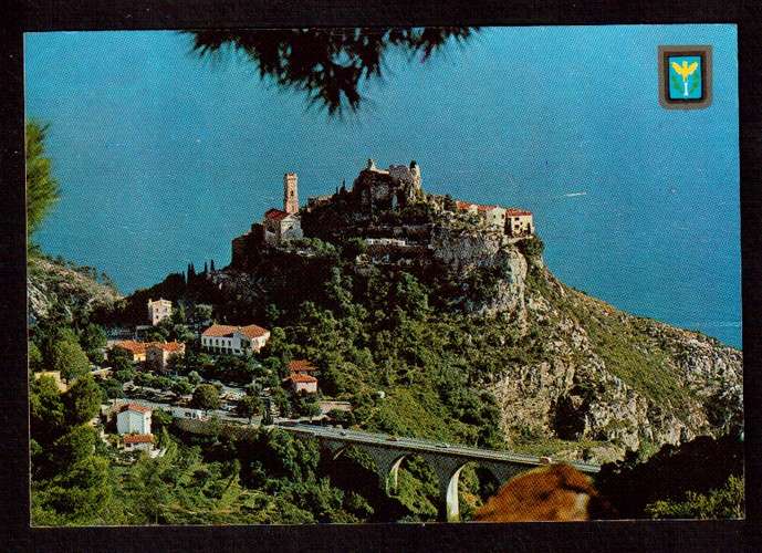 France Cpm Eze Vue générale du vieux village 