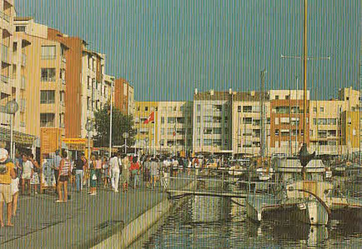 Cap d'Agde  quai de Luno