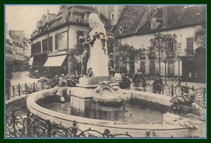 CPA Alexis Piron Dijon 21 non écrite   belle animation fontaine