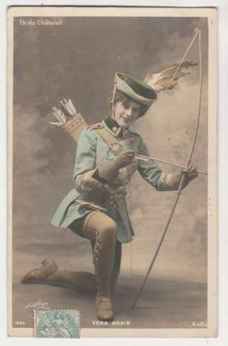 cpa Artiste Belle époque Vera Adair  .Arc , flèches , carquois 