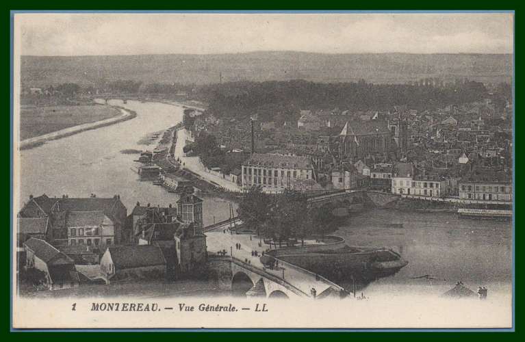 CPA Montereau vue générale non écrite TB