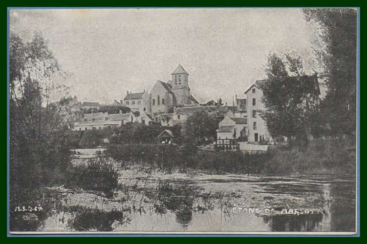 CPA étang de Marlotte non écrite TB