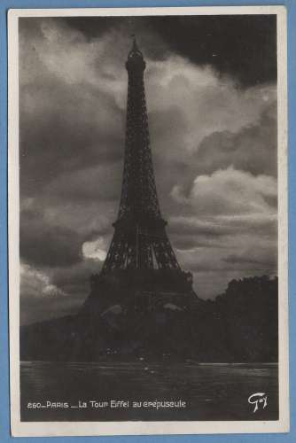 CPSM Paris Tour Eiffel au crépuscule écrite TB