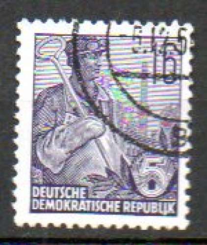 Allemagne DDR Yvert N°154 oblitéré 1954 Métallurgiste