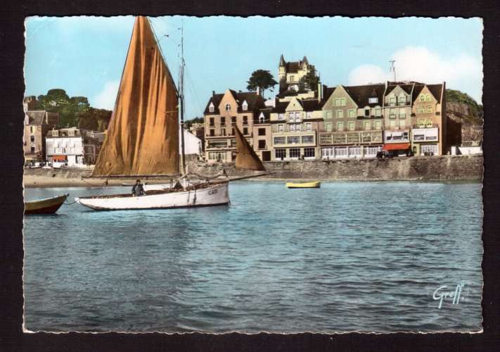 France Cpm Cancale ( Ille et Vilaine ) les quais