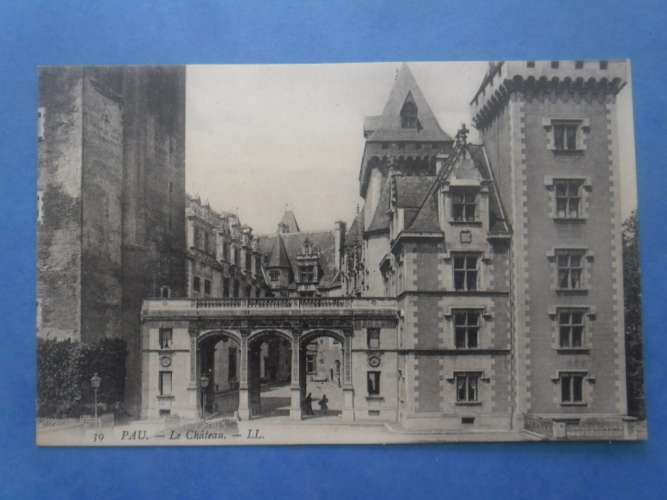 64-PAU le chateau Henri IV , dos vert