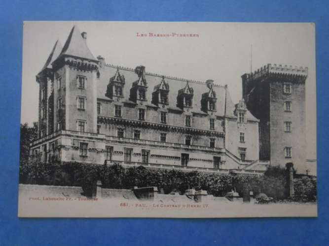 64-PAU le chateau Henri IV