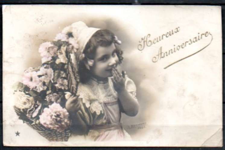 CP : Heureux Anniversaire 1900 Petite fille au bouquet