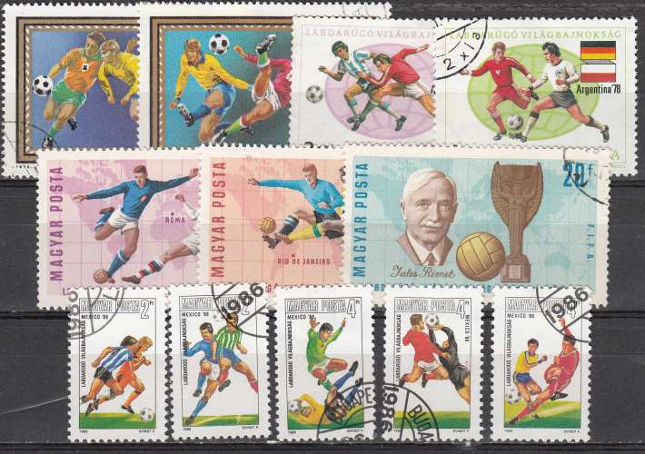 Hongrie  petit lot de 12 timbres oblitérés  football