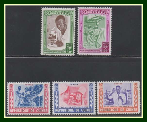 Guinée N° 27 à 31 ** complet 1960