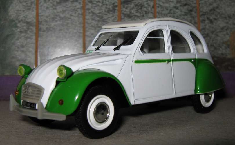 Citroën 2 CV Dolly - Echelle 1/43 ème