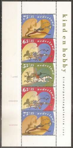  pays-bas ... feuillet n° 34  neuf* ... 1990