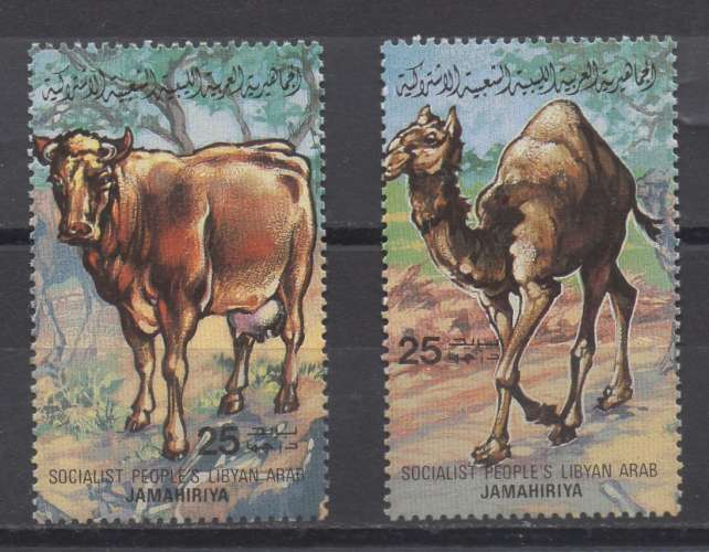 Libye 1983 - Y & T : 1139, 1140 - Animaux : dromadaire, vache