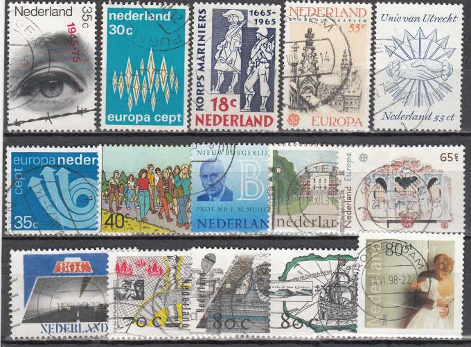 Pays-Bas  petit lot de 15 timbres oblitérés  (2)  