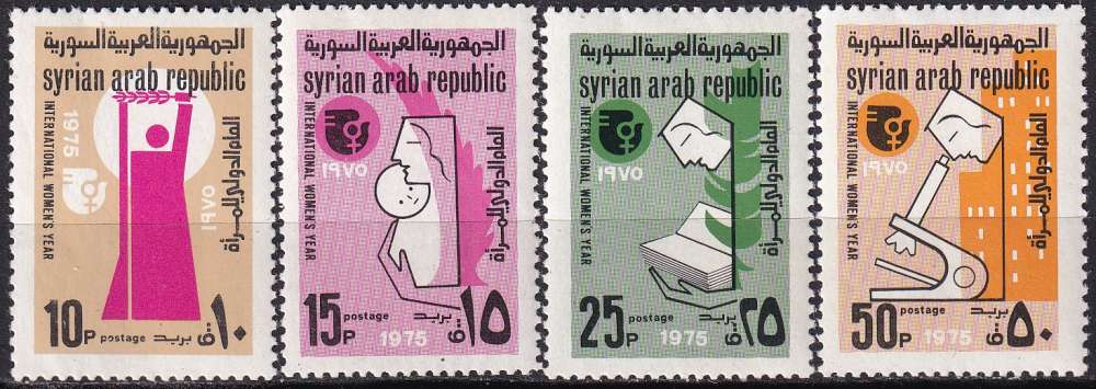 syrie ... n° 438 à 441  neufs** ... 1975