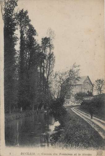 CPA - DUCLAIR - Chemin des Fontaines et le Moulin.