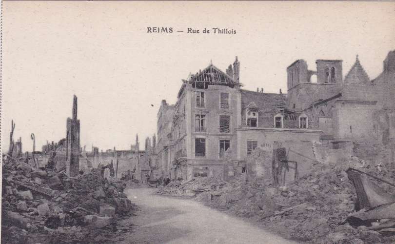 CPA - REIMS - Rue des Thillois.