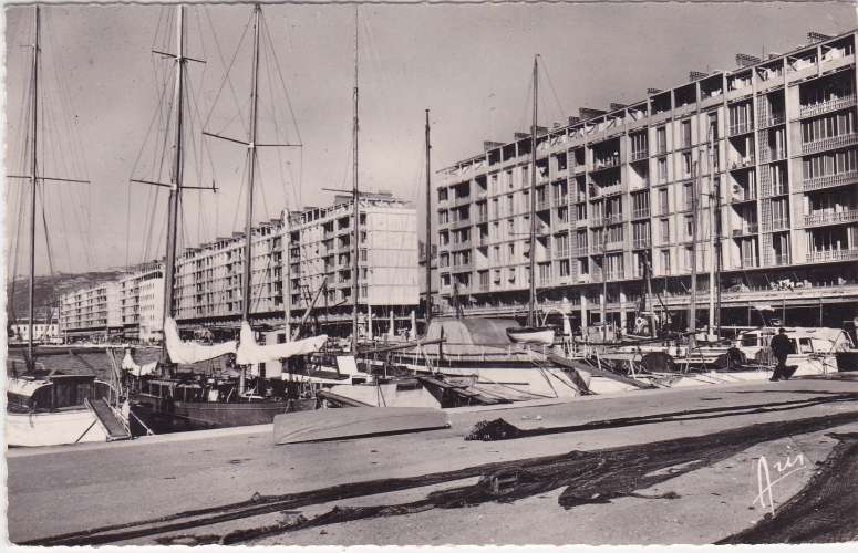 CPSM - TOULON - Quai de la Sinse.