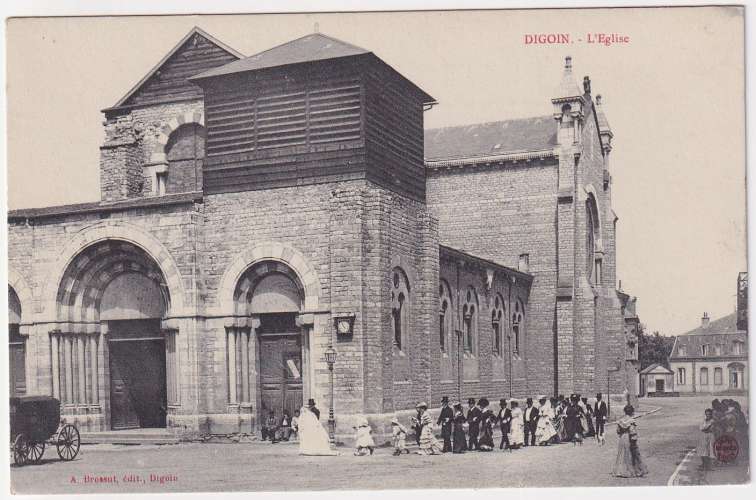 CPA Digoin L'église, mariage - non circulée