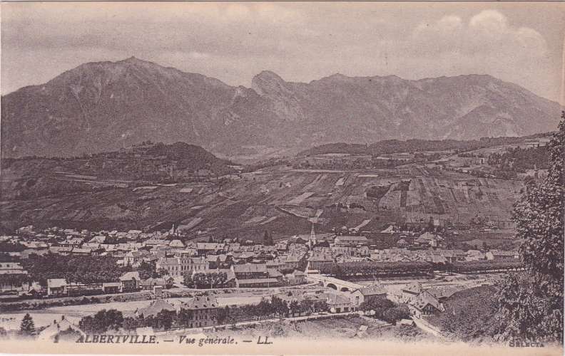 CPA - ALBERTVILLE - Vue Générale.