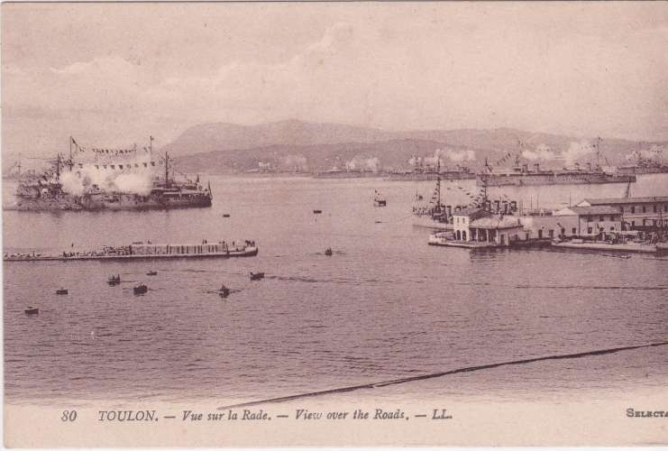 CPA - TOULON - Vue Sur la Rade.