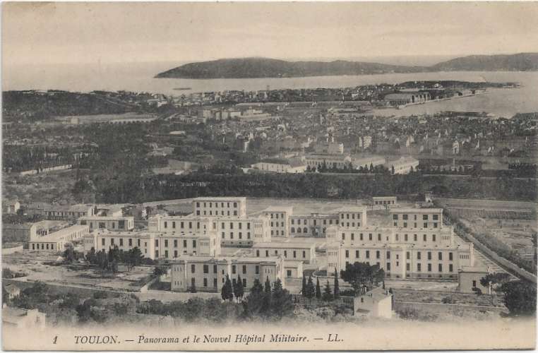 CPA - TOULON - Panorama et le Nouvel Hôpital Militaire.