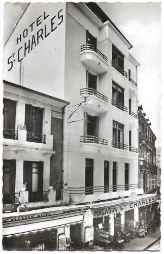 CPSM - LOURDES - Hôtel Saint-Charles.