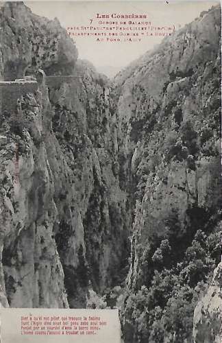 CPA - LES CORBIÈRES - Gorges de Galamus.