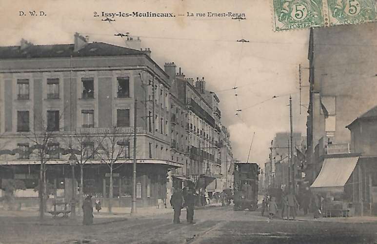 CPA - ISSY LES MOULINEAUX - La Rue Ernest Renan.