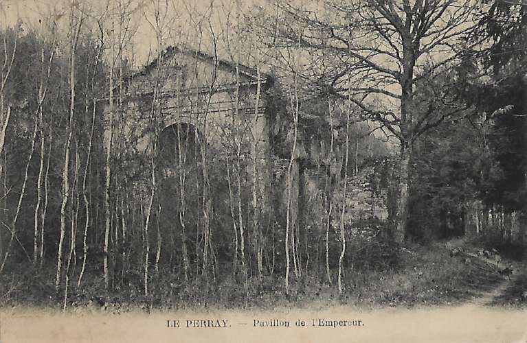 CPA - LE PERRAY EN YVELINES - Pavillon de l'Empereur.