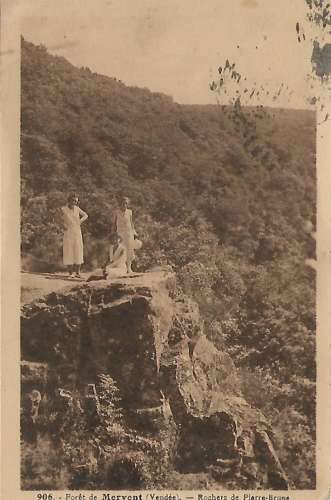 CPA - FORET DE MERVENT - Rochers de Pierre-Brune.