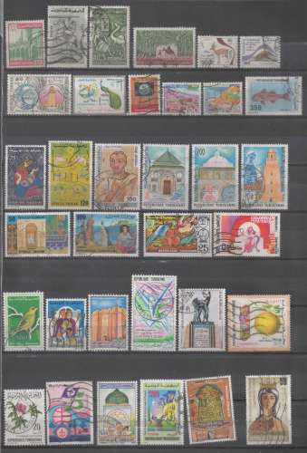 LOT 222022 TUNISIE   TOUS DIFFERENTS VOIR 2 SCANS