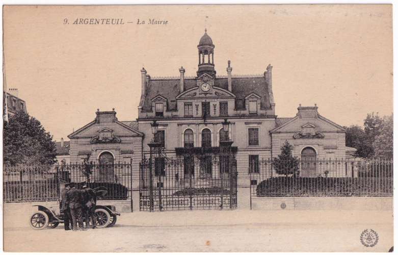 CPA 95 Argenteuil - La Mairie - écrite en 1920