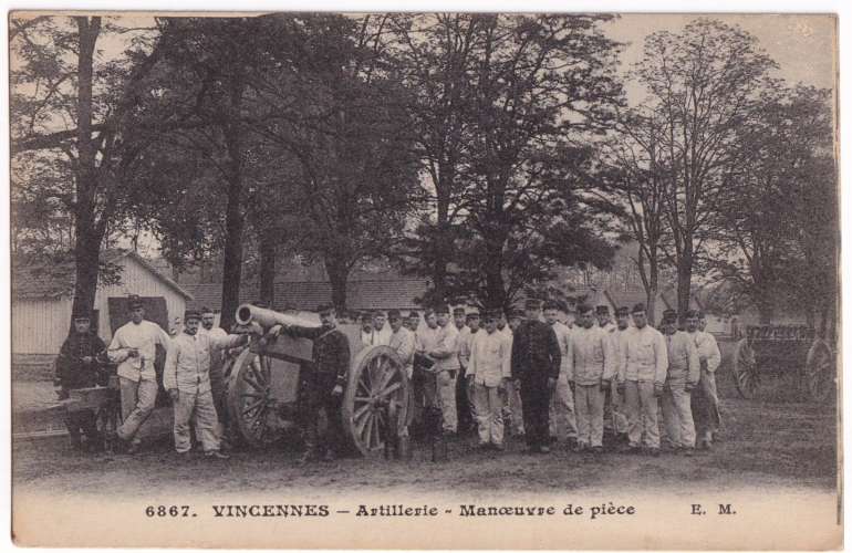 CPA 94 Vincennes - Artillerie, manœuvre de pièce - écrite en 1917