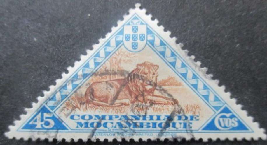 MOZAMBIQUE Cie DE N°185 Lion oblitéré