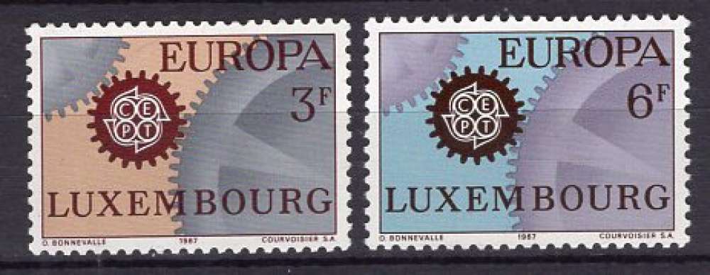 LUXEMBOURG 1967 PAIRE EUROPA    NEUF**